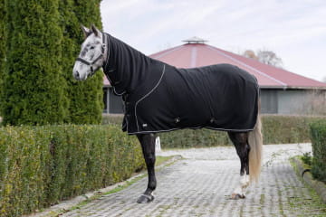 Derka polarowa z kapturem Covalliero Therm, czarny, roz. 145 cm, Covalliero