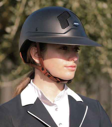 Kask jeździecki Flex-on Armet czarny z daszkiem Angel MIXTE