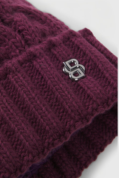 BOSS FW 2026 Czapka zimowa Bella Deep Purple