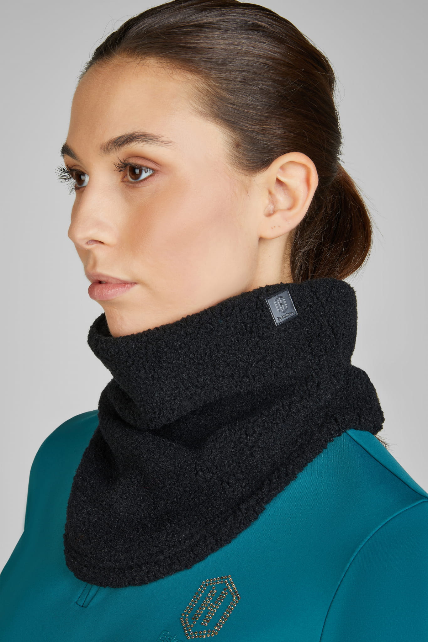 Komin Szal Eskadron Teddy Loop Heritage Black AW 24/25 - Cavalo