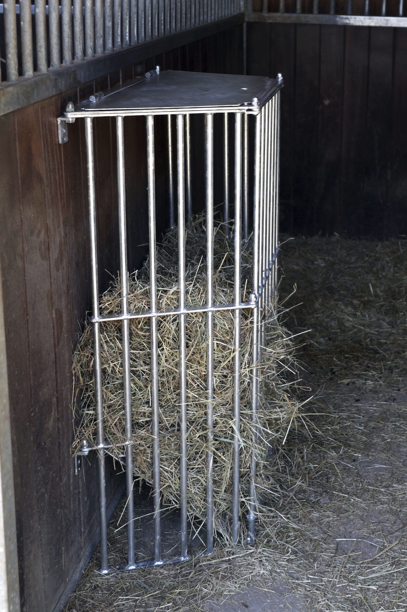 Paśnik ścienny na siano dla konia Slow Feed Plus 81 cm x 41 cm x 114 cm Kerbl - Cavalo