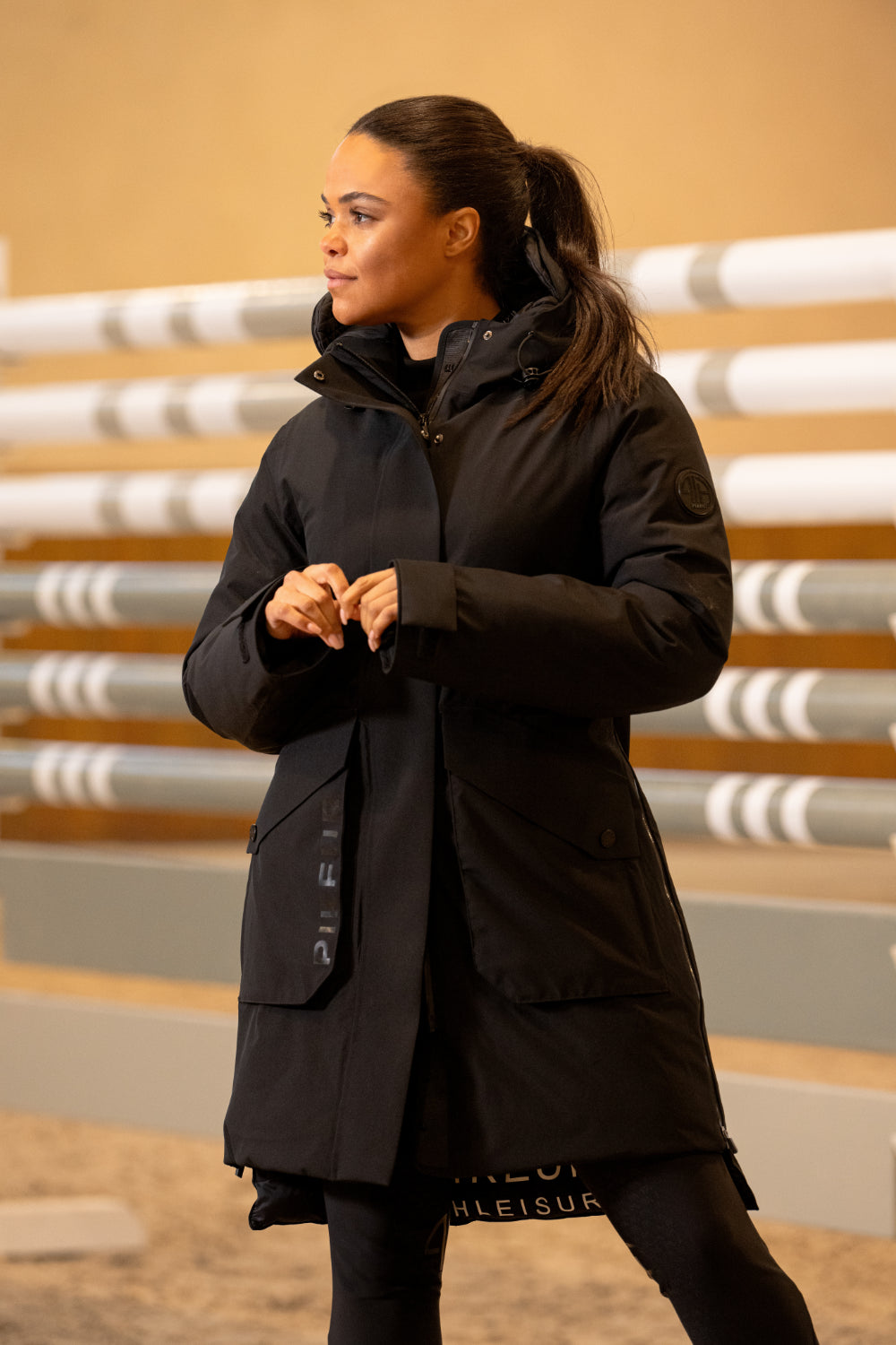 Pikeur Płaszcz Raincoat 8021 Athleisure A/W 2025 Graphite Blue - Cavalo