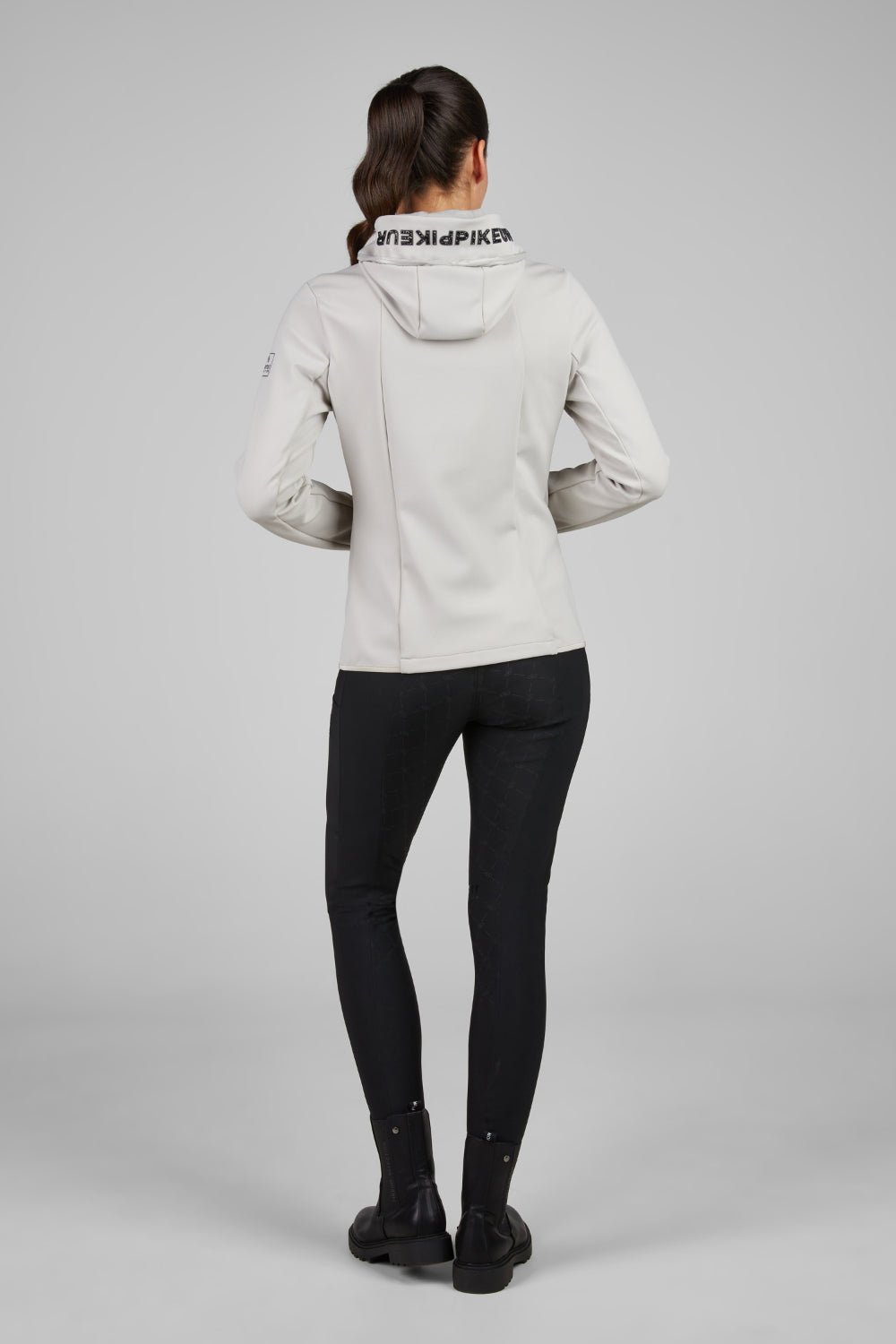 Pikeur Bluza z kapturem Fleece Jacket 8045 Selection A/W 2025 Black - Cavalo
