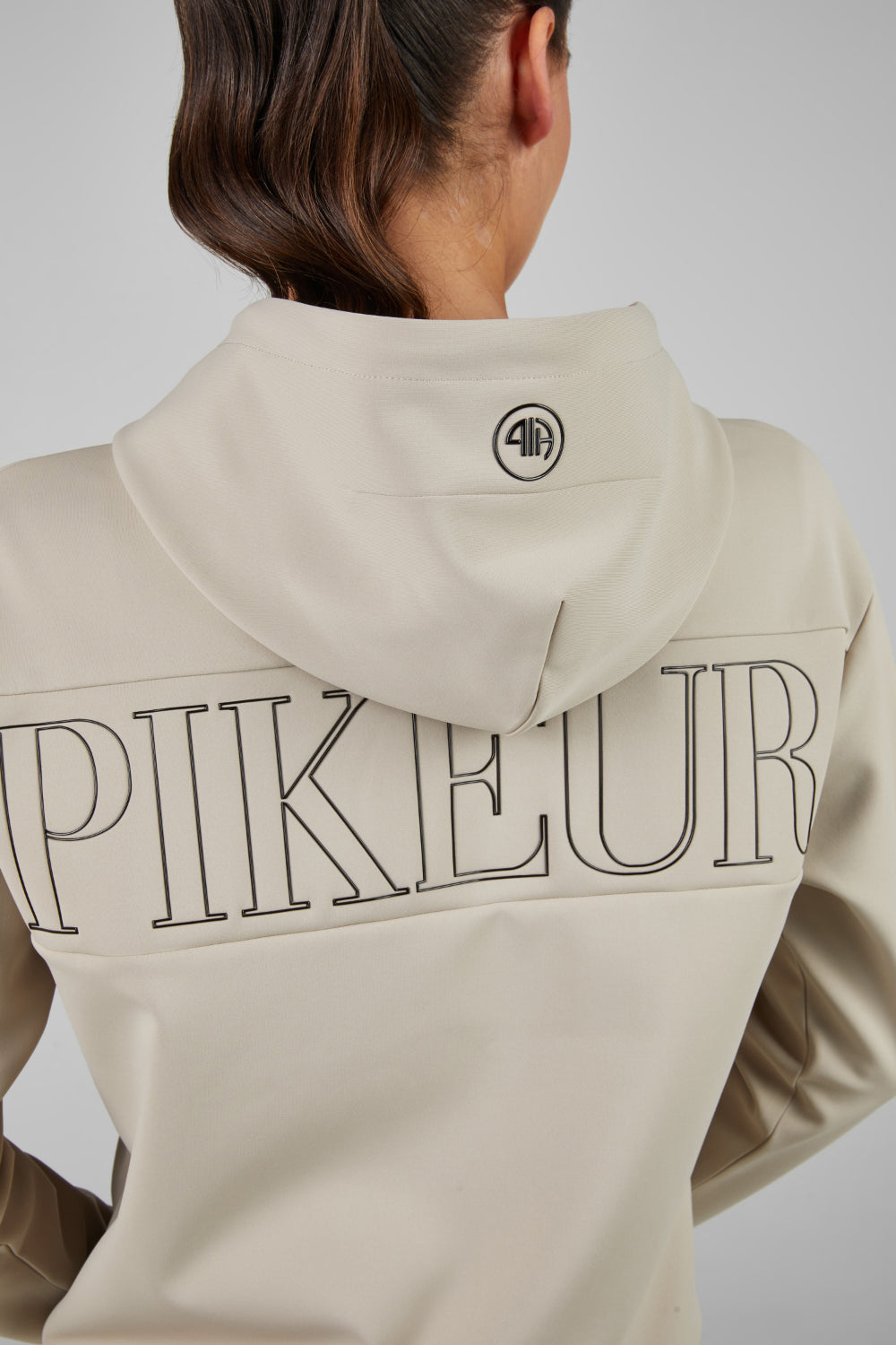 Pikeur Bluza z kapturem HOODY Jacket Athleisure 8282 A/W 2025 Almond