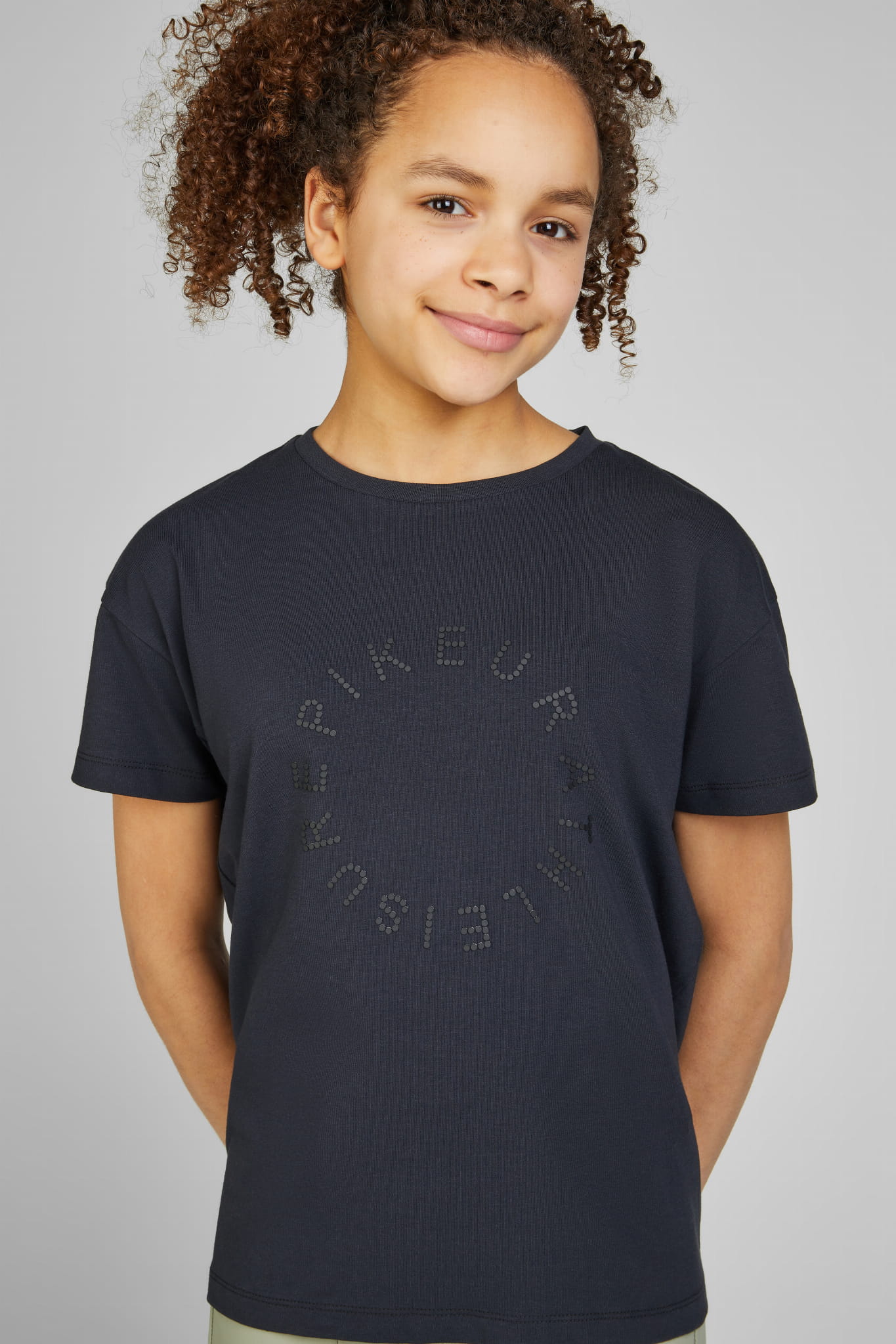 Koszulka treningowa damska Pikeur Oversized Shirt 7216 Athleisure Black S/S 2025 - Cavalo