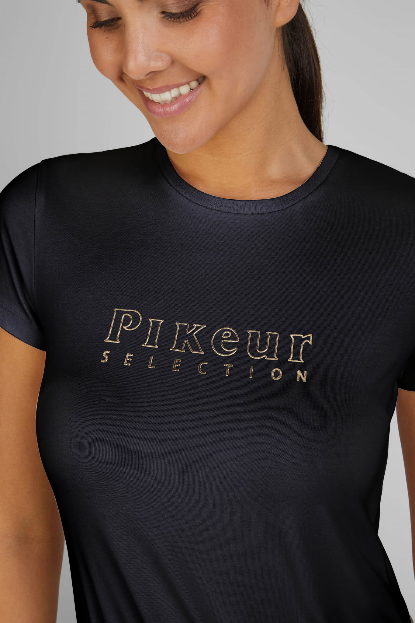 Koszulka treningowa damska Pikeur Roundneck Shirt 7213 Black S/S 2025 - Cavalo