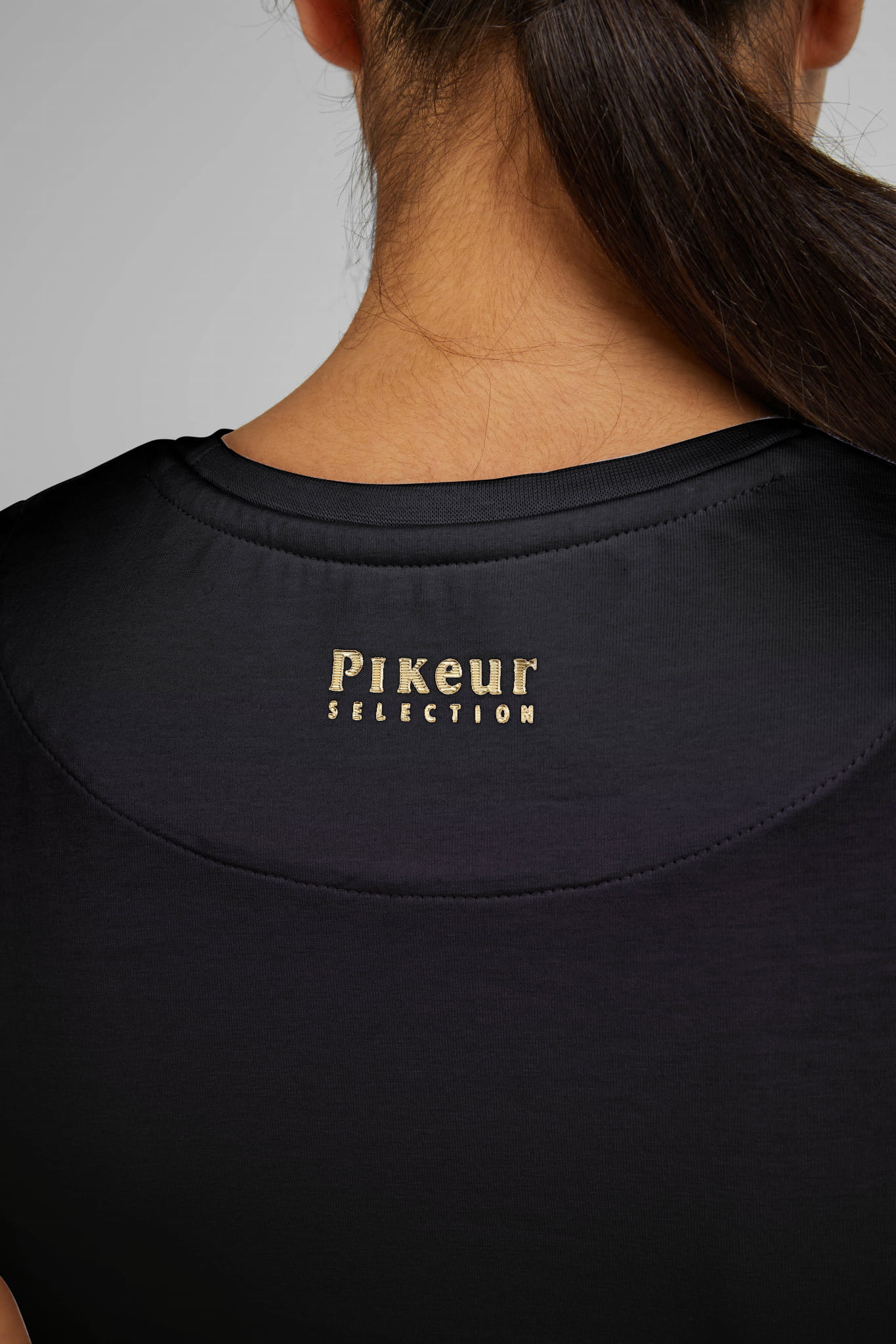 Koszulka treningowa damska Pikeur Roundneck Shirt 7213 Black S/S 2025 - Cavalo