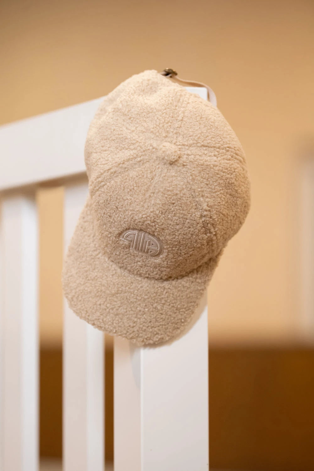 Pikeur Teddy CAP 8830 Zimowa czapka z daszkiem A/W2025 - Cavalo