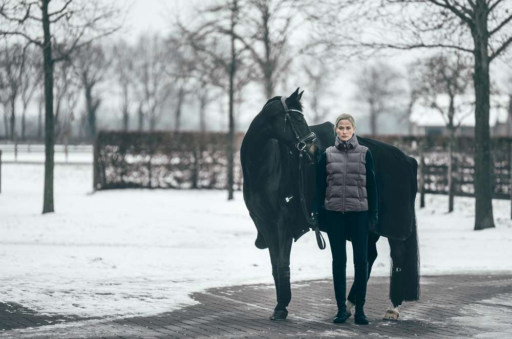 Pikeur A/W 26 Kamizelka ocieplana damska basalt grey