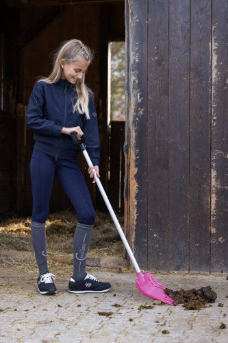 Widły do stajni EcoFork Mini dla dzieci z metalowym trzonkiem Kerbl