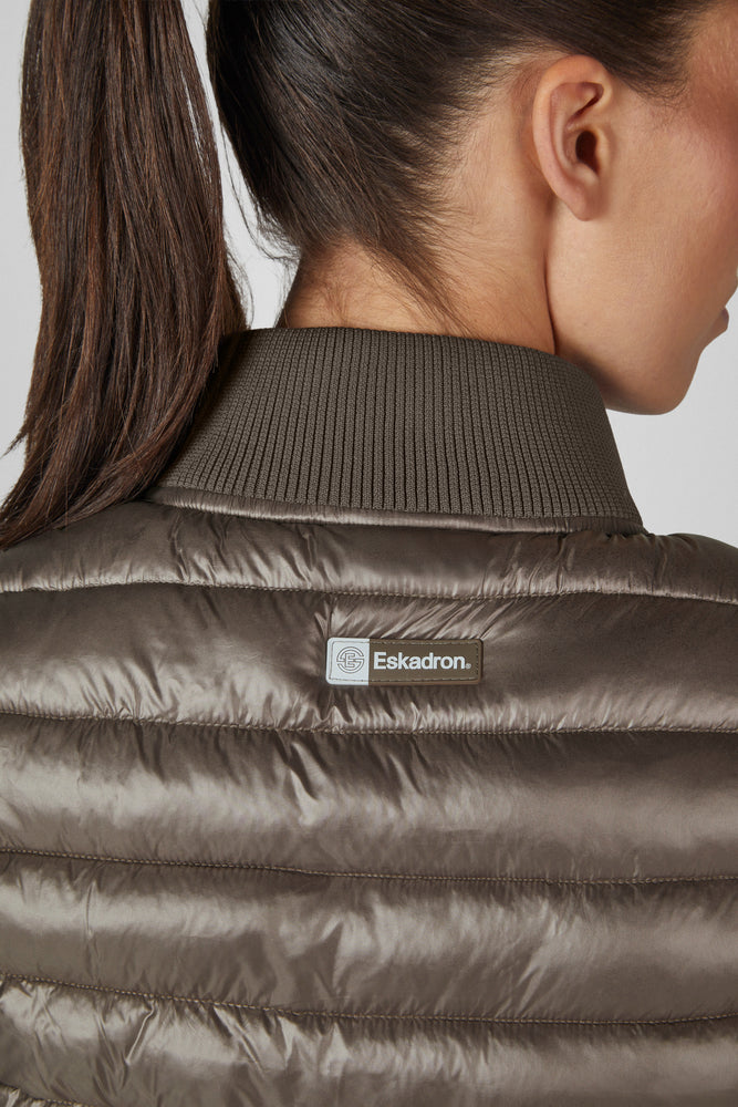Eskadron Dynamic A/W 2026 Kamizelka HYBRID Powdertaupe