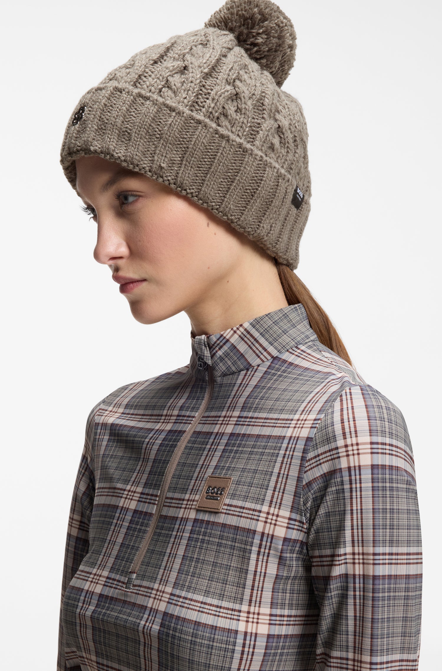 BOSS AW 2026 Czapka zimowa Bella Walnut