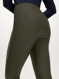 Tommy Hilfiger A/W 26 Legginsy jeździeckie z pełnym lejem Elmira Winter Camo Green