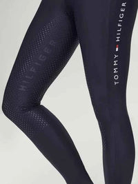 Tommy Hilfiger A/W 26 Bryczesy Highland Hybrid Full Grip Desert Sky