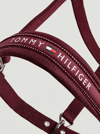 Kantar z uwiązem Tommy Hilfiger Yale Shine Deep Burgundy – widok całego zestawu