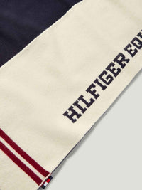 Tommy Hilfiger A/W 26 Szal Vanderbilt Varsity Ecru