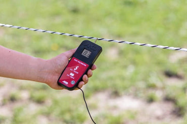 Tester napięcia DUO VOLTMETER do baterii i ogrodzeń, 9V, AKO - Cavalo