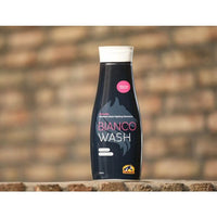 Suchy szampon dla koni Cavalor Bianco Wash 500 ml