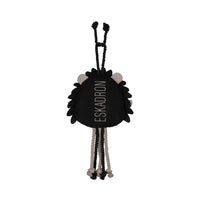 Zabawka dla konia Eskadron Heritage 26/27 HEDGEHOG w kolorze Ash – widok z tyłu