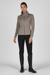 Bluza Eskadron Heritage 26/27 ZIP-SHIRT w kolorze Ash – na modelce, widok z przodu