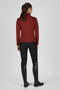 Bluza Eskadron Heritage 26/27 ZIP-SHIRT w kolorze Merlot – na modelce, widok z tyłu