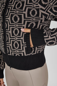 Kardigan Eskadron Heritage 26/27 KNIT-ZIP w kolorze Black – na modelce, dodatkowe ujęcie