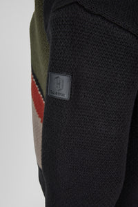 Sweter z golfem Eskadron Heritage 26/27 KNIT JUMPER w kolorze Black – na modelce, dodatkowe ujęcie
