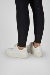 Legginsy jeździeckie Eskadron Heritage 26/27 PRO FULL GRIP w kolorze Black – na modelce, dodatkowe ujęcie