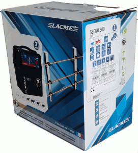 Mobilny zestaw Lacme Secur 500 6 J z panelem solarnym 33 W – kompaktowa obudowa, uchwyt do przenoszenia, gotowy do pracy na pastwisku