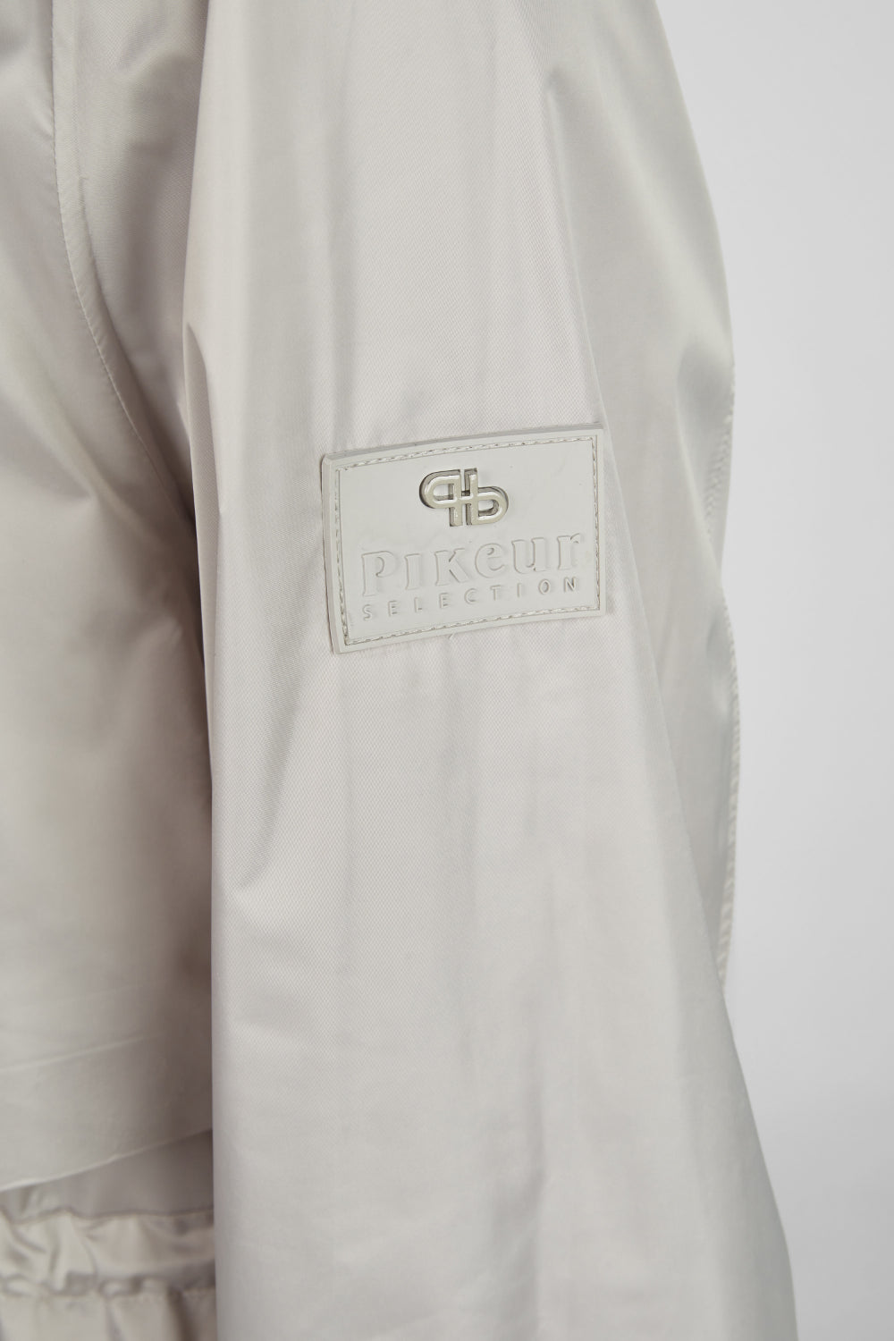 PIKEUR płaszcz RAINCOAT pearl gray 1021 SS 2026