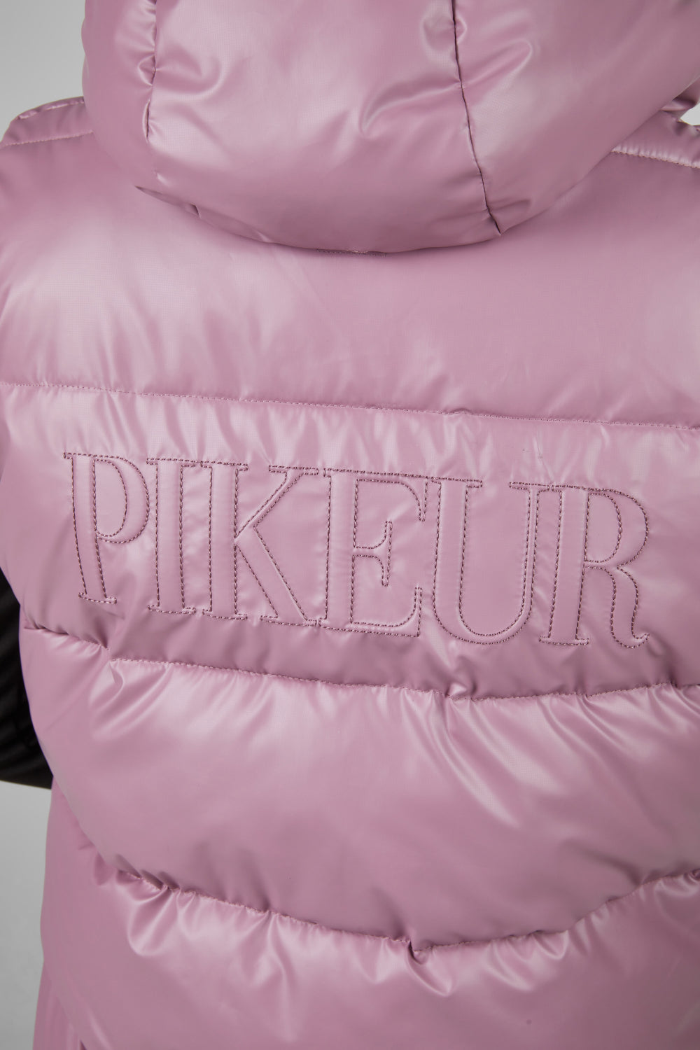 Pikeur Kamizelka QUILTED VEST 8004 Athleisure  A/W 2025 Berry Blush - Cavalo