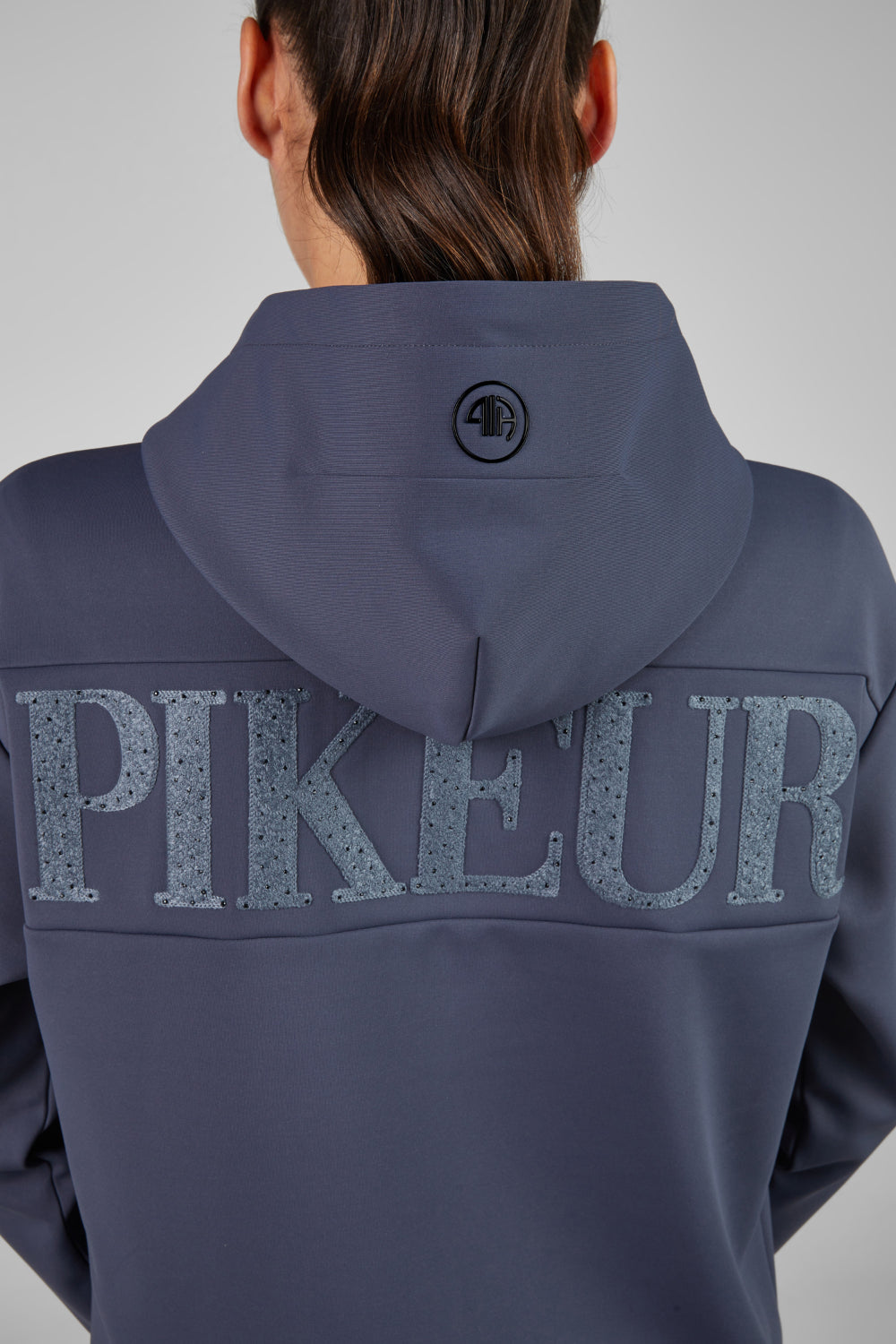 Pikeur Bluza z kapturem HOODY Jacket Athleisure 8282 A/W 2025 Graphite Blue