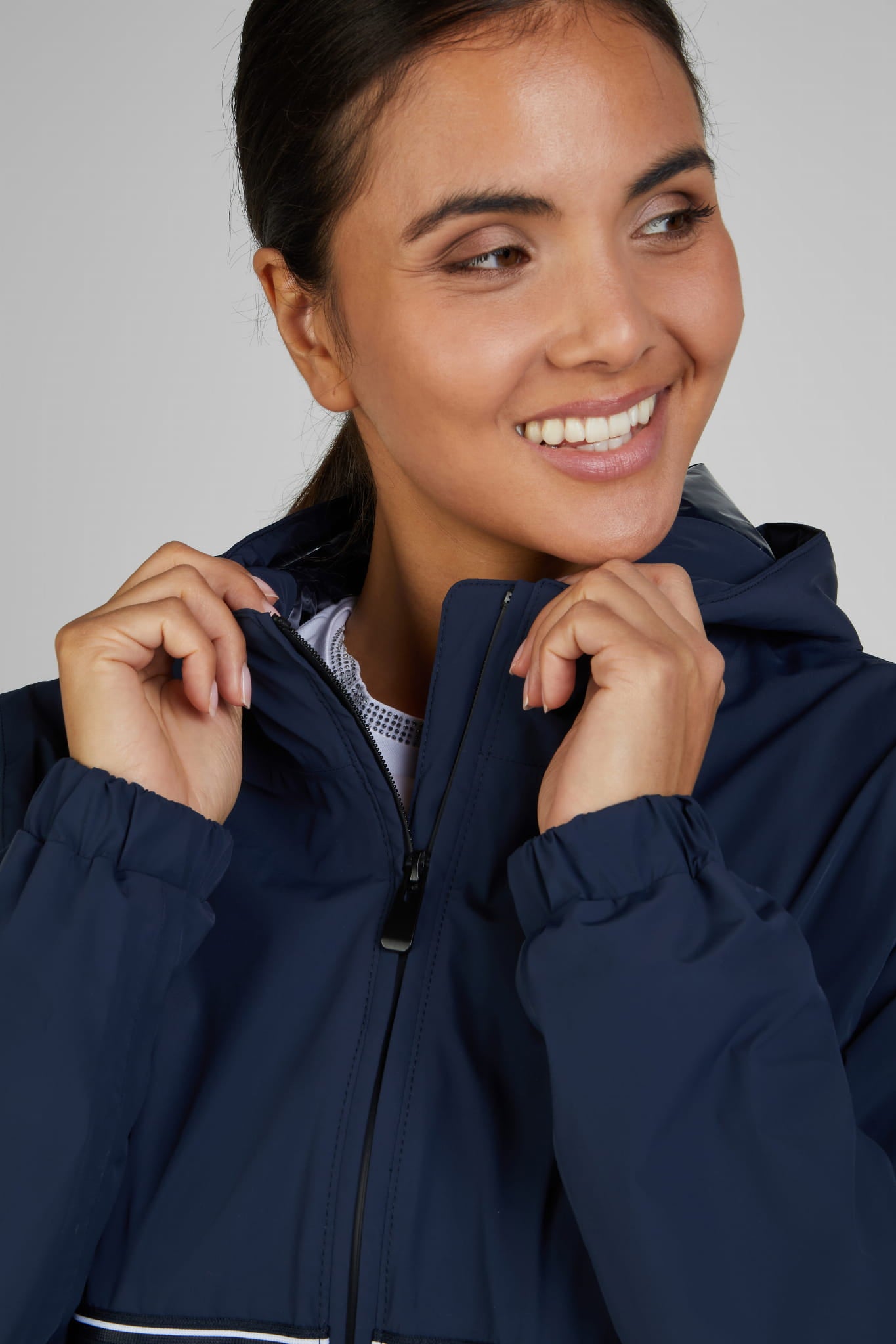 Kurtka przeciwdeszczowa Pikeur Rainjacket 7018 Selection Nightblue S/S 2025 - Cavalo